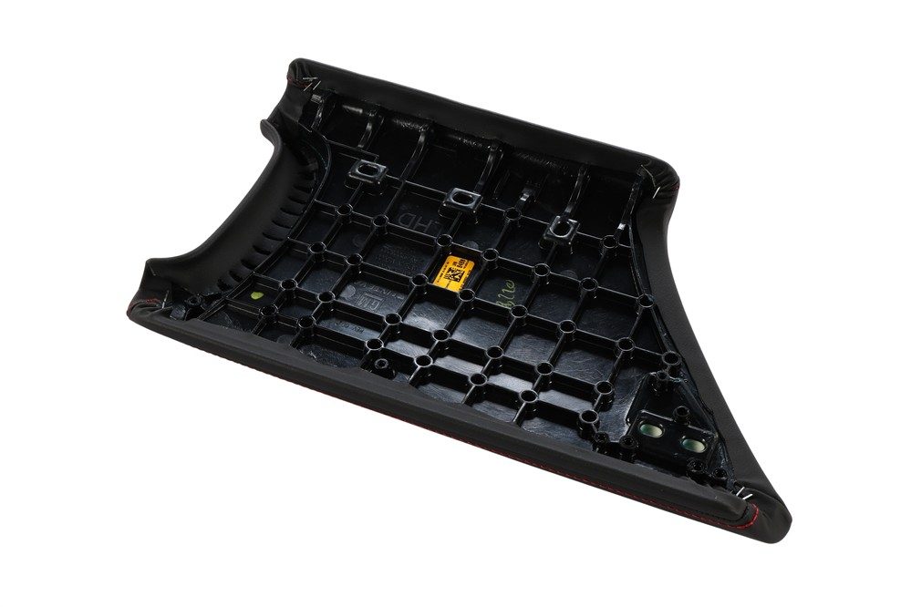 GM Genuine Parts Front Console Armrest 85082768 — image 2